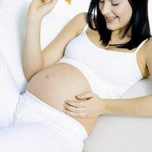 Женское здоровье: растяжки при беременности