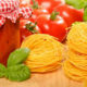 Рецепты вегетарианских блюд: спагетти с томатным соусом