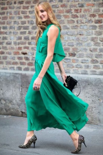 С чем носить зеленое платье – пространство вариантов